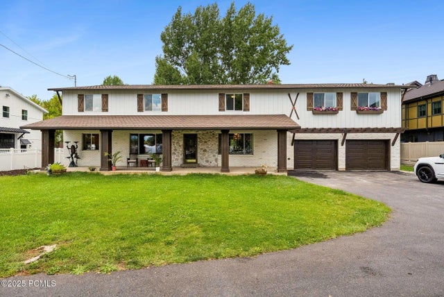 33 N 200 West, Midway