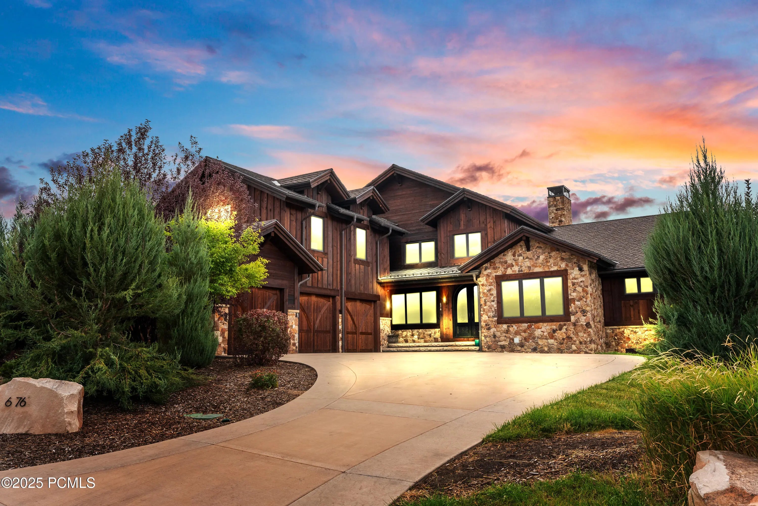 Photo of Listing #12504474