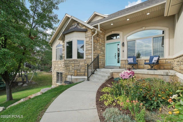 1275 W Swiss Alpine Road, Midway