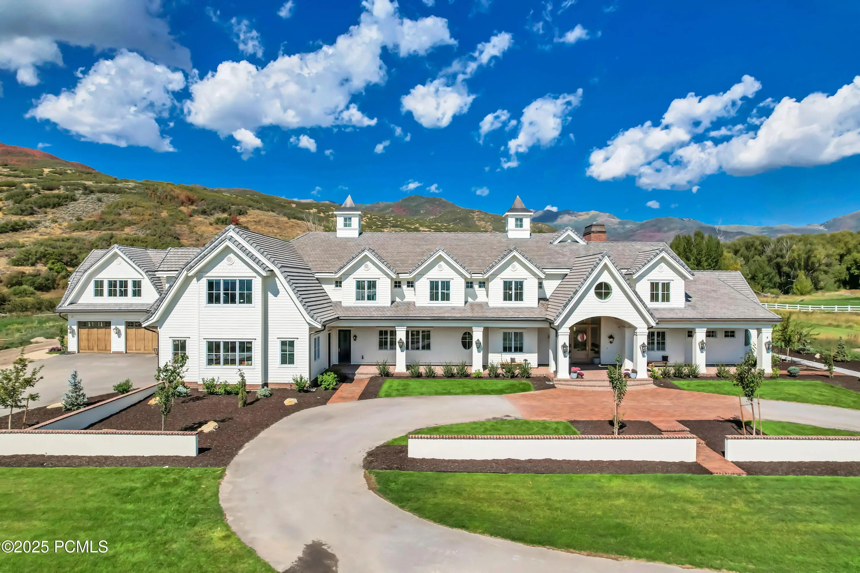 Photo of Listing #12504245