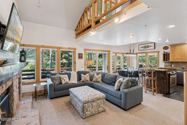 1955 Deer Valley Drive 302, Park City