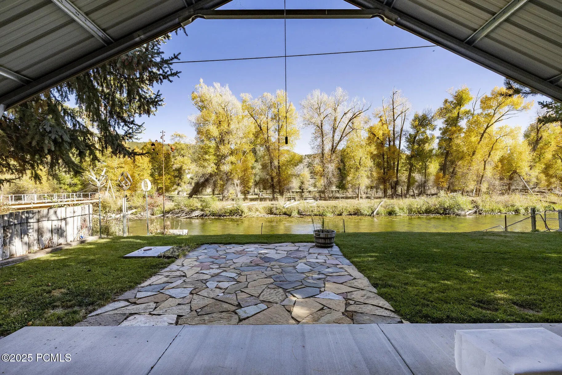 Photo of Listing #12504443