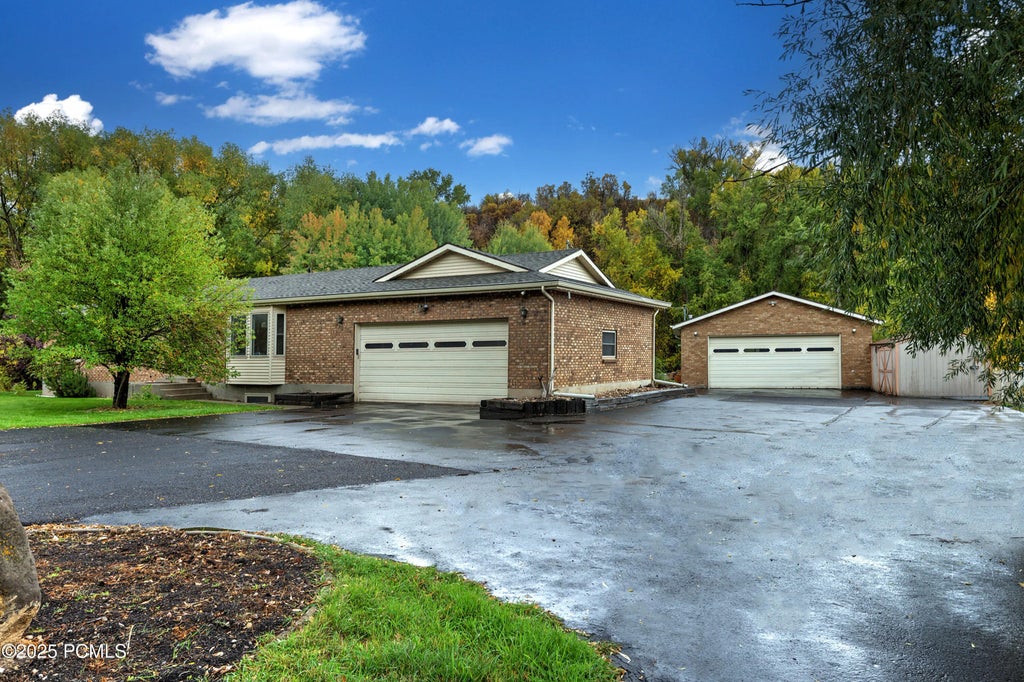 2575 W State Rd. 32, Peoa