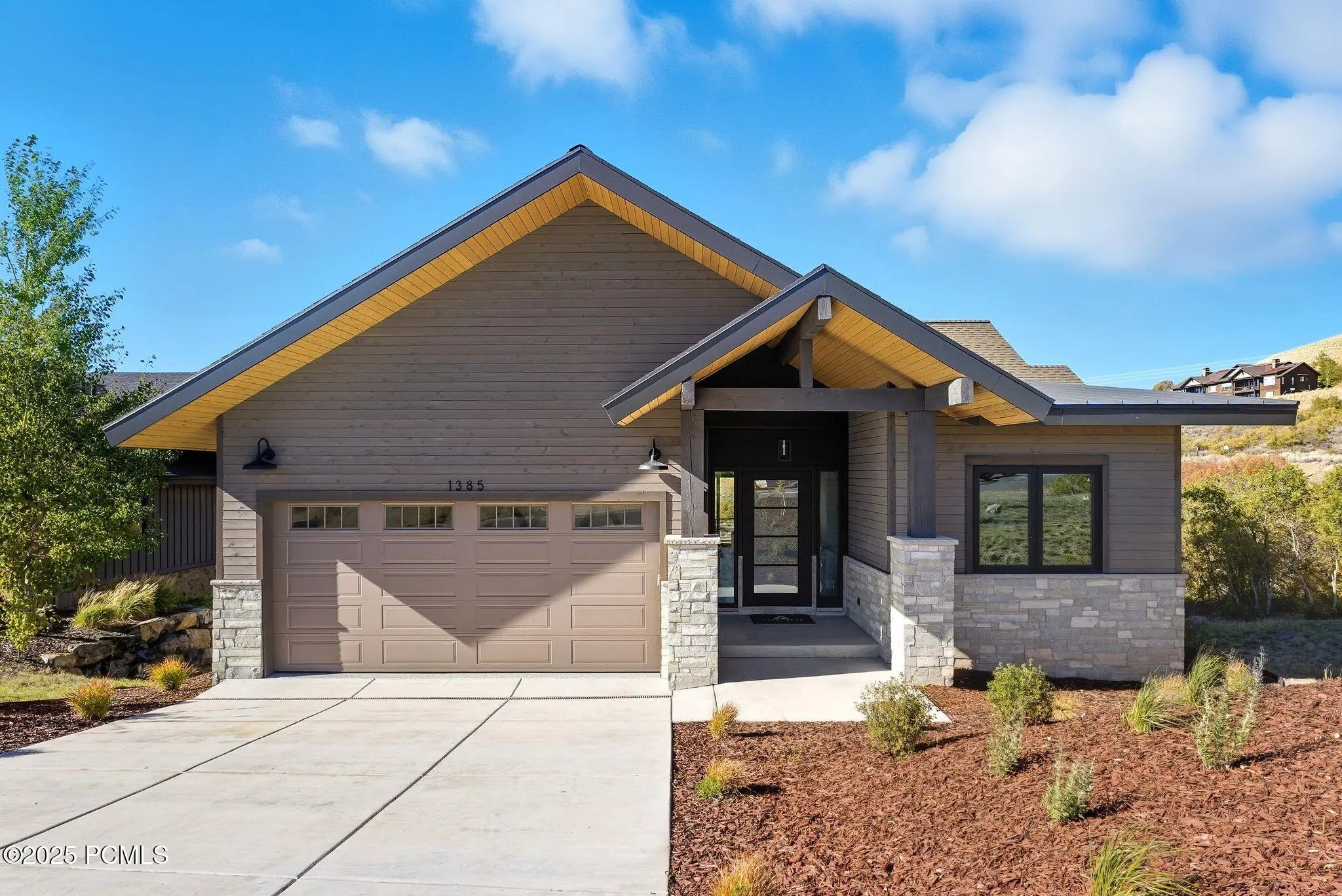 Photo of Listing #12504454