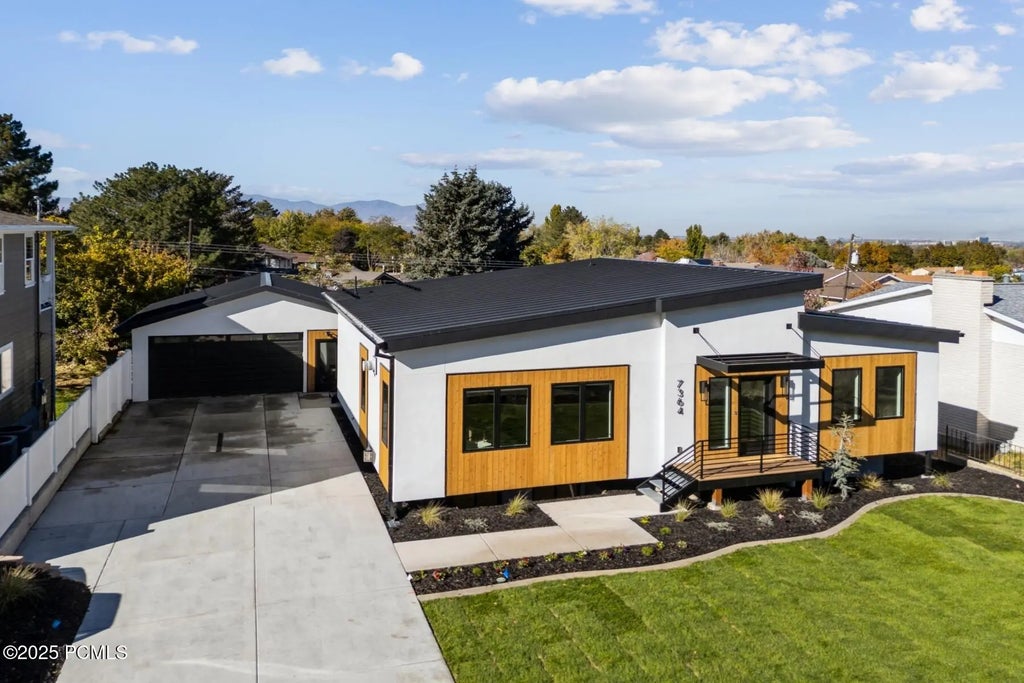 7364 S Chris Lane, Salt Lake City