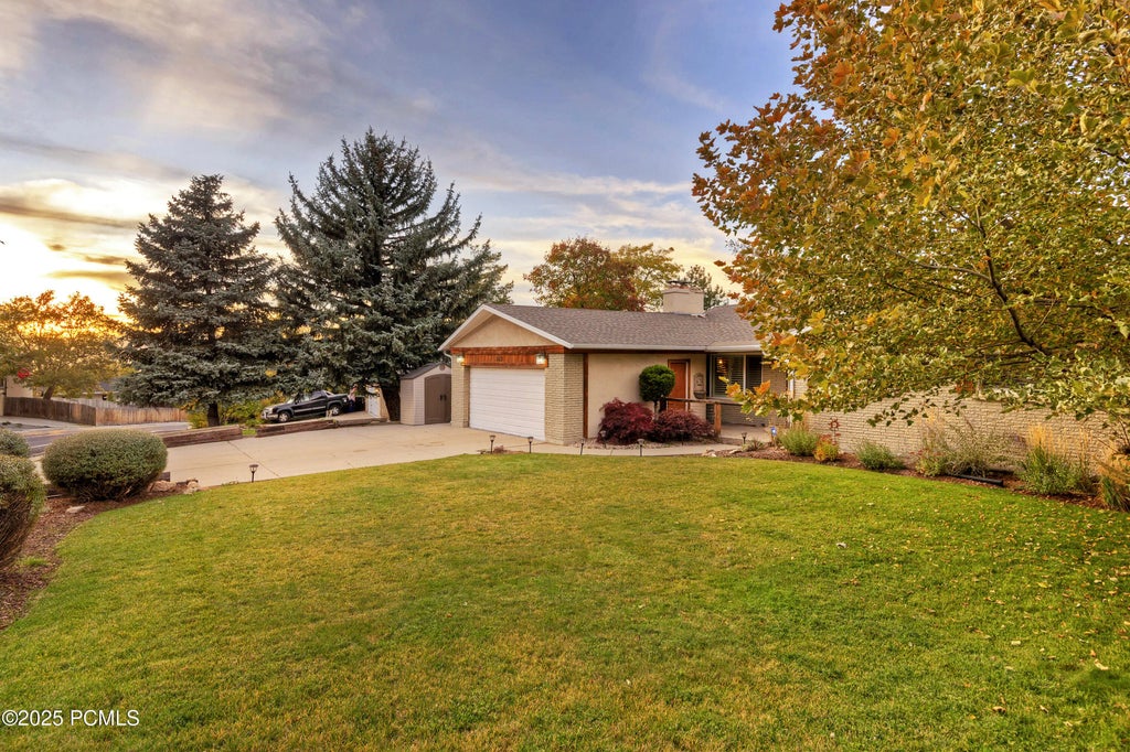 3651 E Oakview Drive, Millcreek