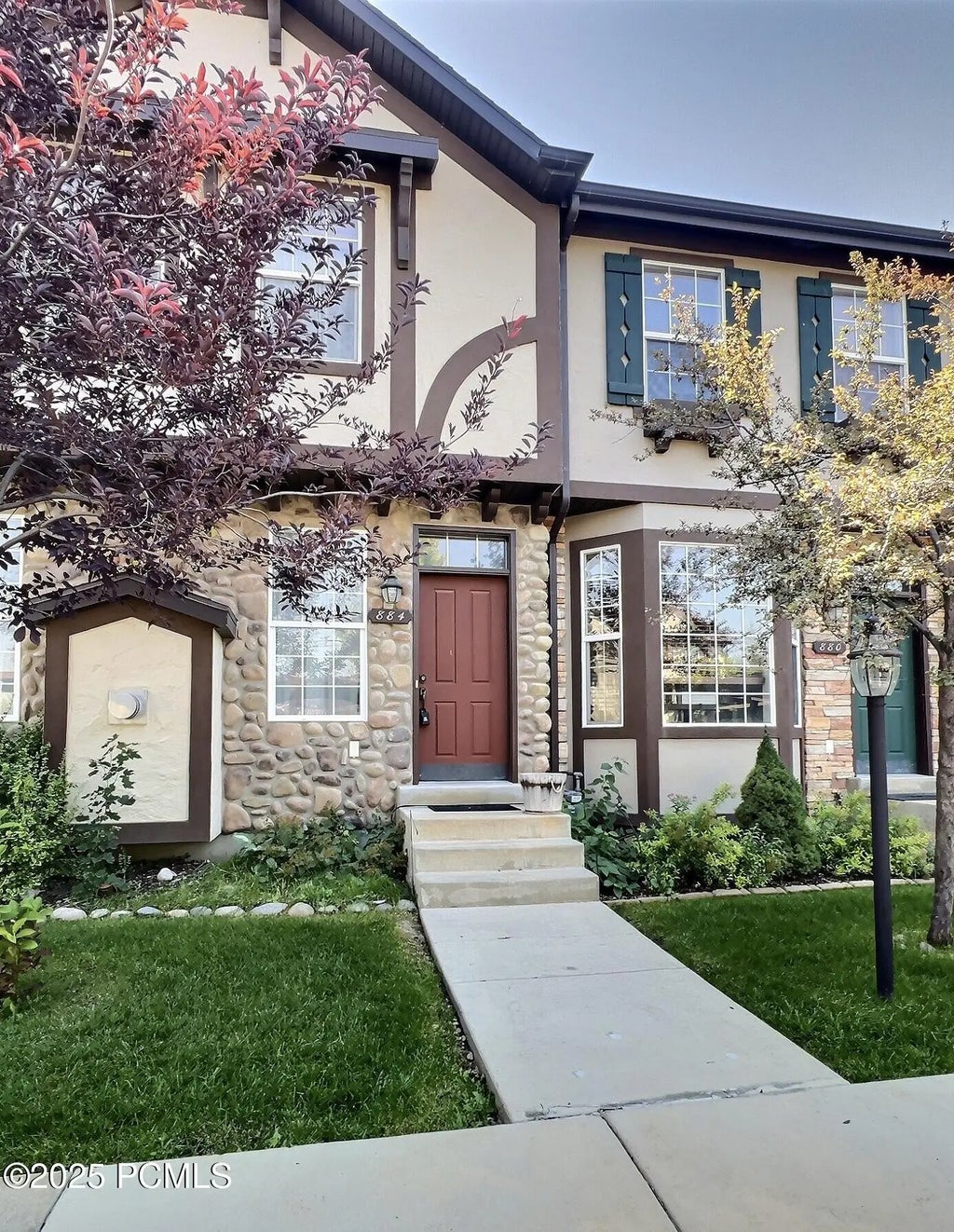 884 E Hamlet Circle, Midway