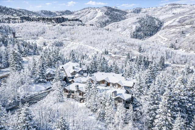 5925 Royal Street 8, Park City