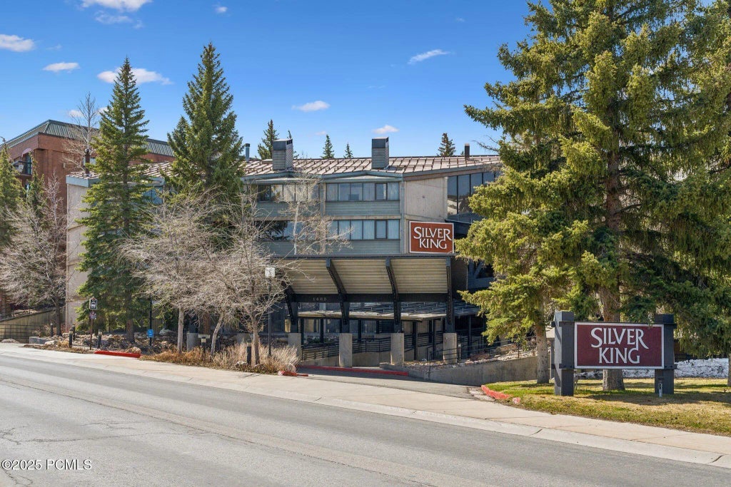 1485 S Empire Avenue 216, Park City