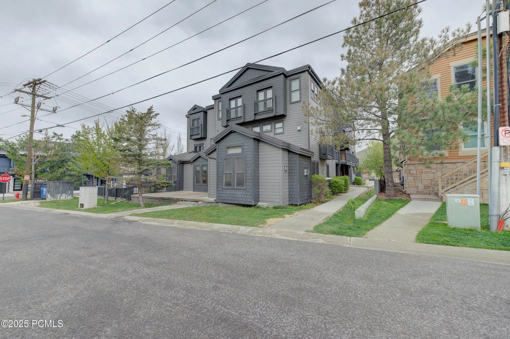 1499 Park Avenue 1, Park City