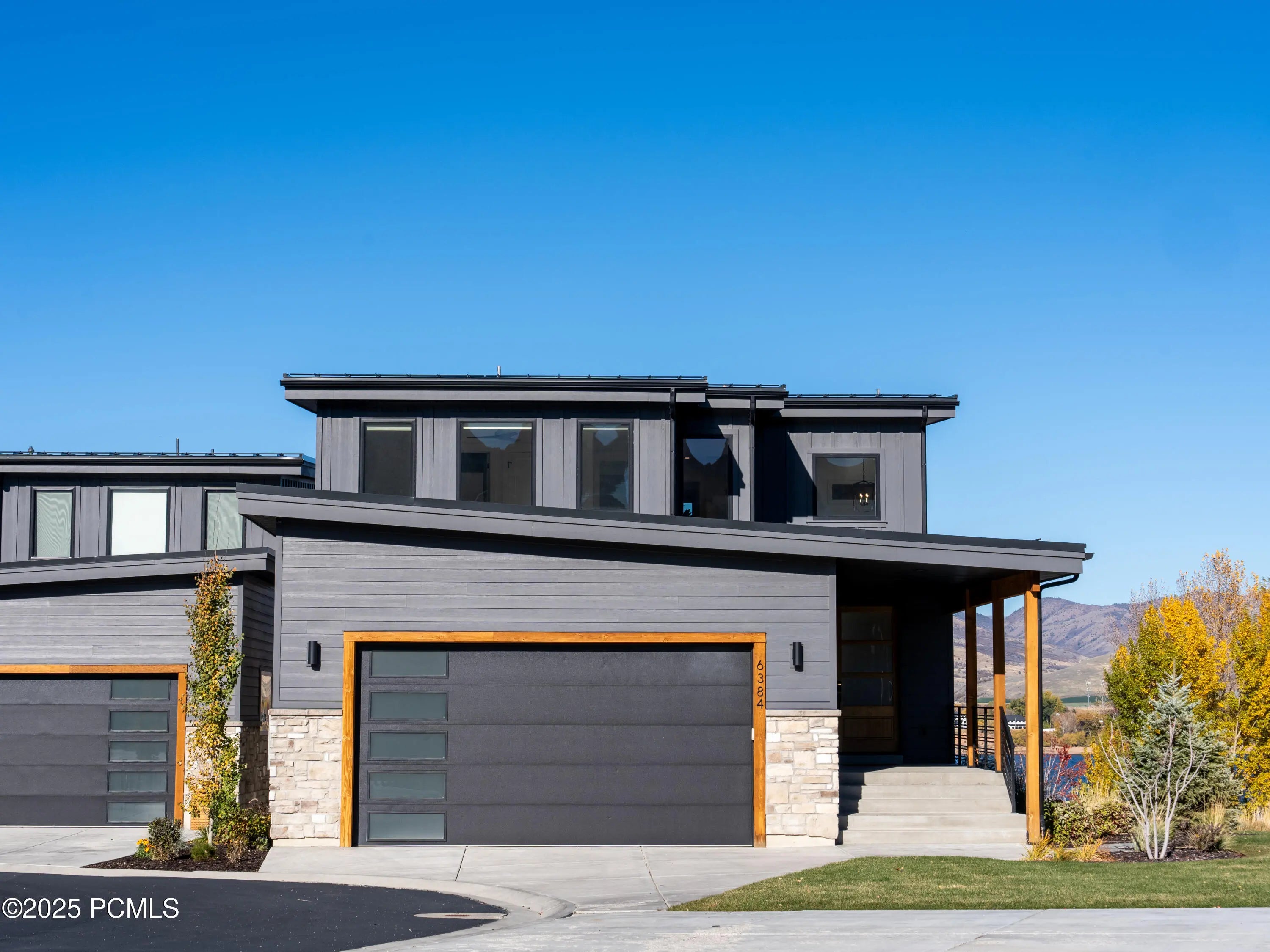 Photo of Listing #12505056