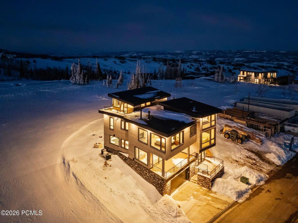 8526 Overlook Drive, Eden