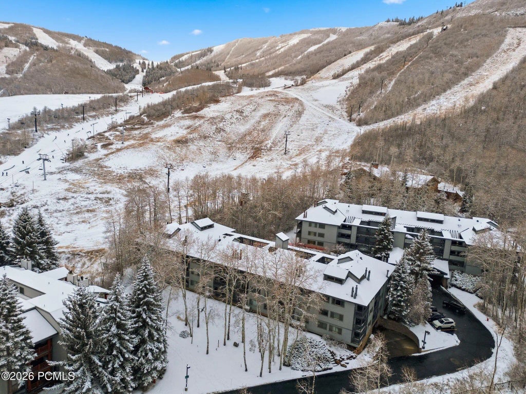 405 Silver King Drive 110, Park City