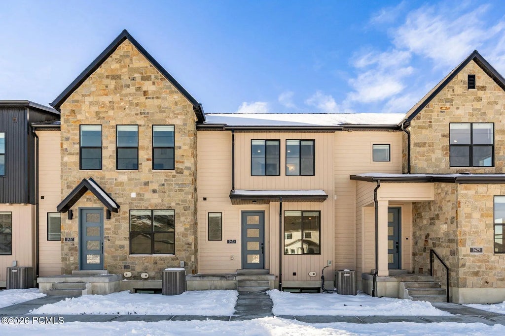 1433 Electric Avenue, Kamas