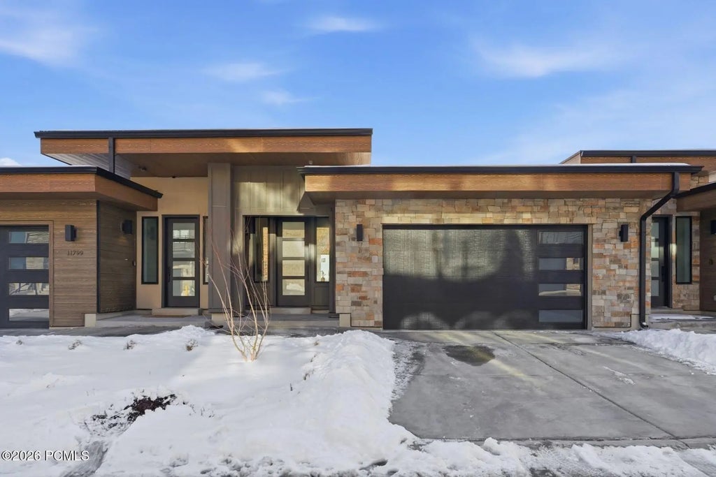 11803 N Apex Way 64, Hideout