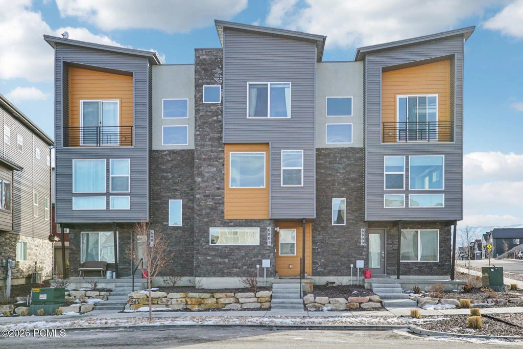 6805 N Silver Creek Drive, Park City