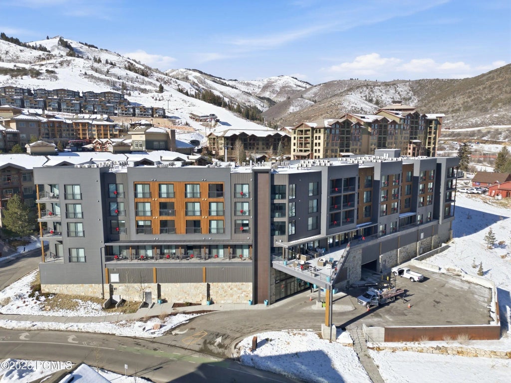 2670 W Canyons Resort Drive 203, Park City