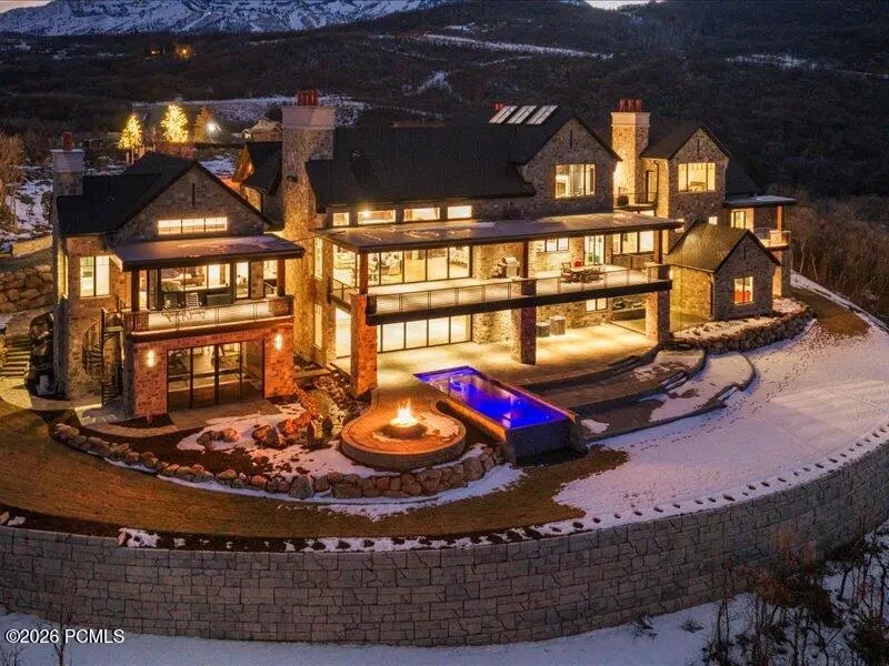 5734 E Lewis Point Circle, Huntsville