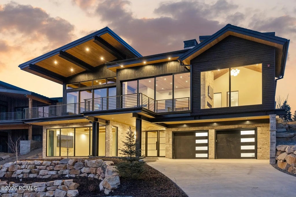 11257 N Orion Drive, Mayflower Mountain