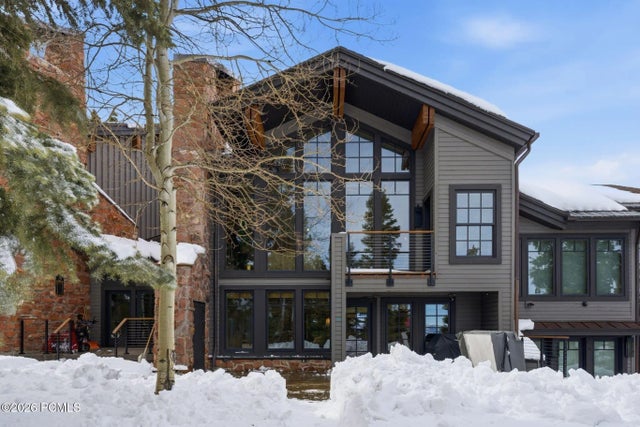 8200 Royal Street E 5, Park City