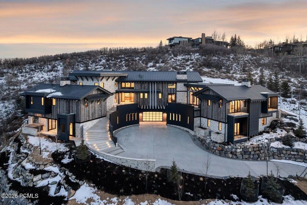 8139 N Sunrise Loop, Park City