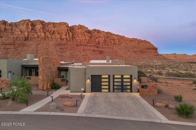 705 N Sanctuary Place, Ivins