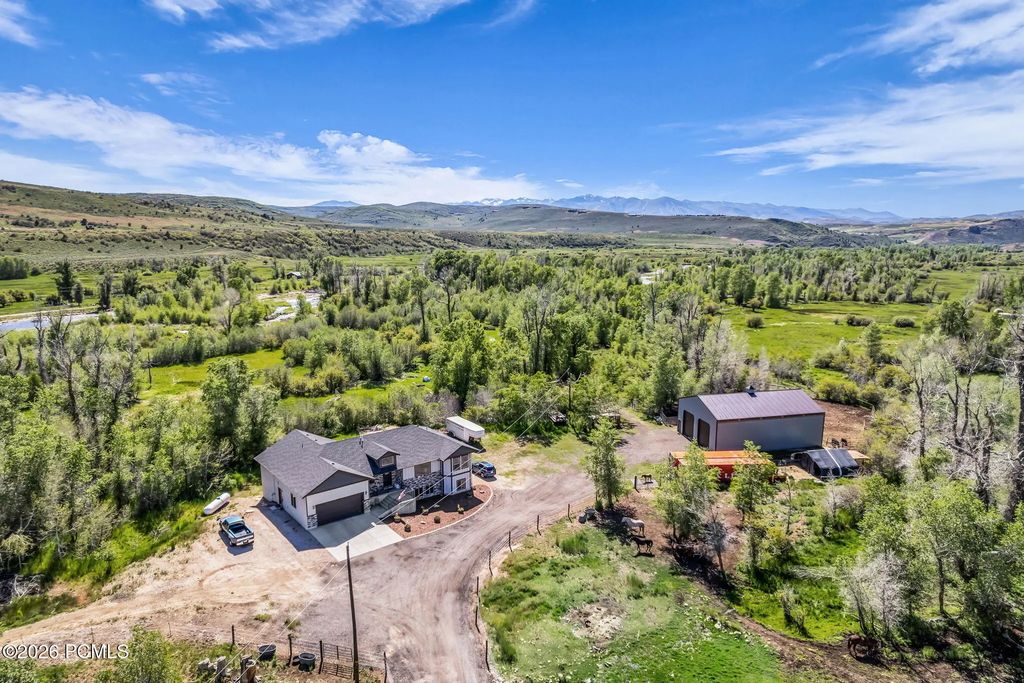 3700 S 1000 E, Kamas