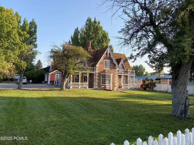103 E Main Street, Midway