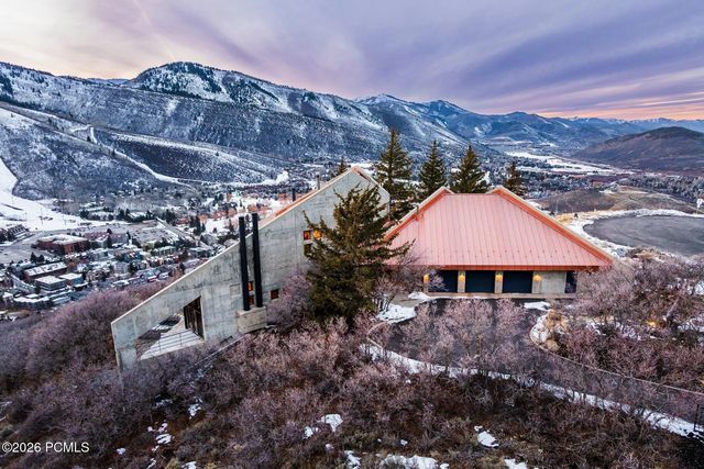 1360 Golden Way, Park City