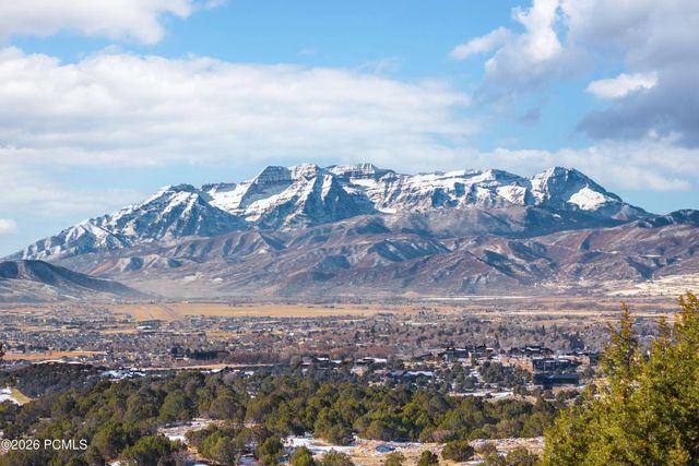 2877 E La Sal Peak Drive 606, Heber City