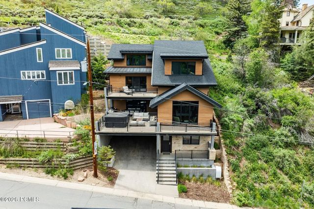 88 King Road, Park City