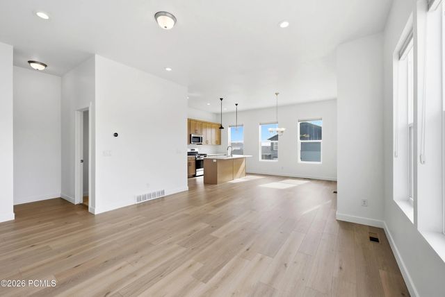 7617 Bear Gulch Road, West Jordan