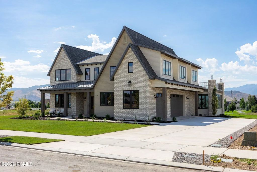 137 W Bridlewood Lane, Midway