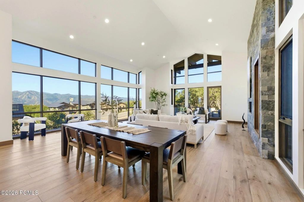 11004 N Wrangler Circle, Hideout
