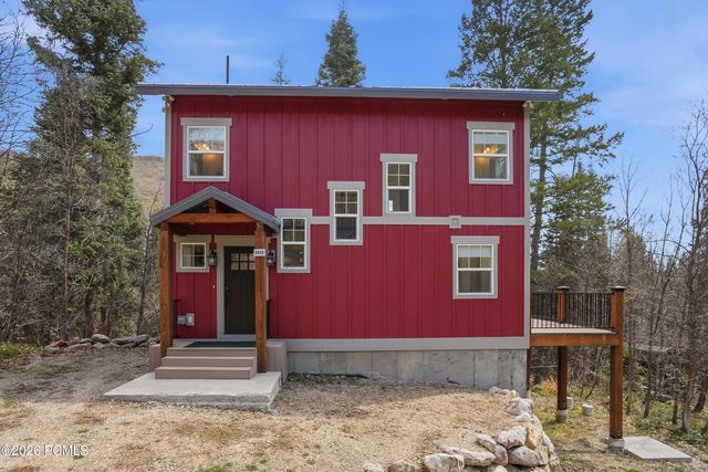 2450 W Snake Creek Road, Midway