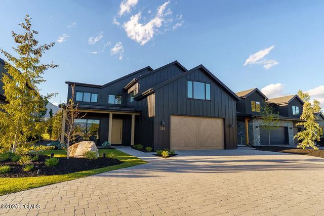 355 E Rockwell Circle, Midway