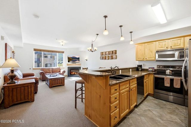 2669 Canyons Resort Dr 208, Park City