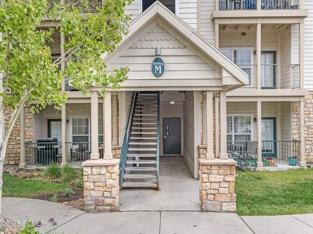 900 Bitner Road Apt M12, Park City