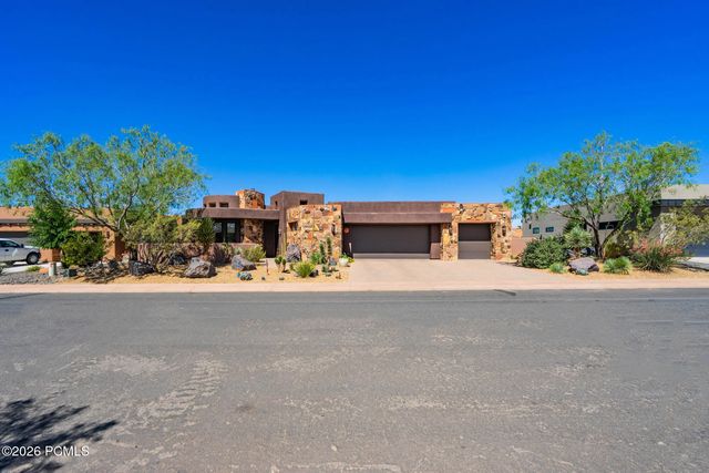 3202 S Sandstone Drive, Hurricane
