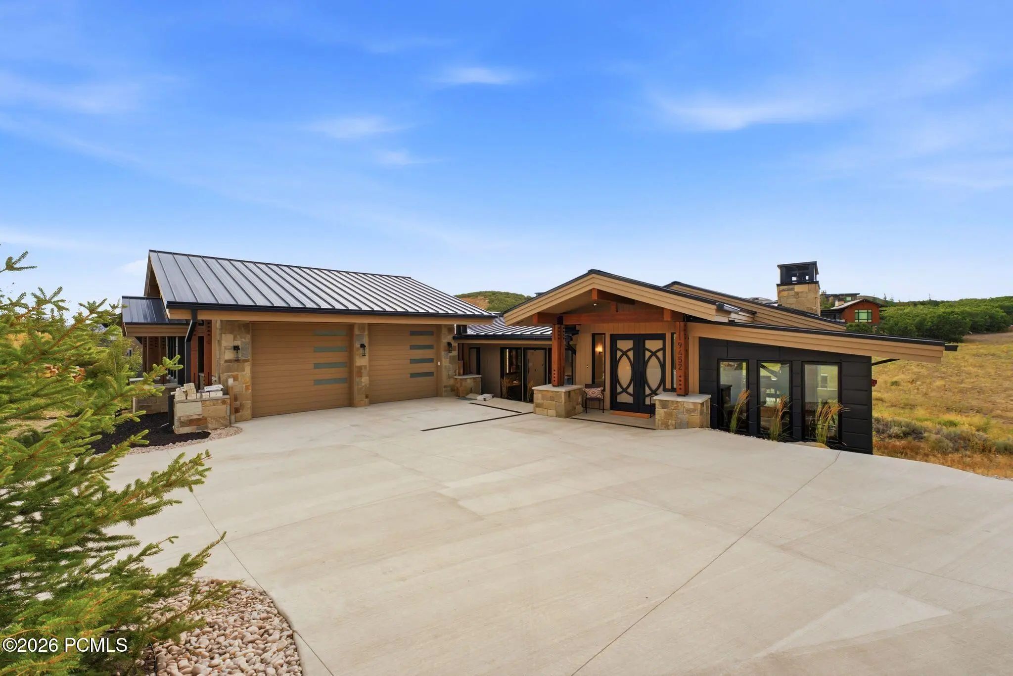 Photo of Listing #12602872