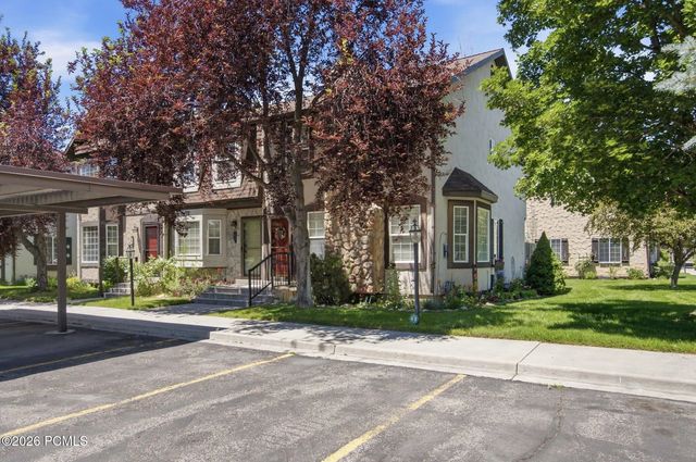 58 S Geneva Drive, Midway