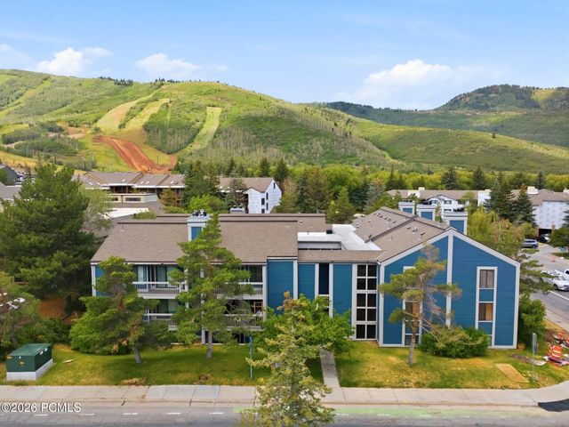 1525 Park Avenue 106/206, Park City