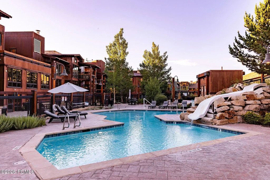 2880 Deer Valley Drive East 6111, Park City
