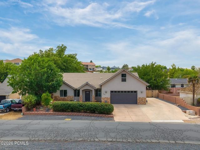 1632 E Evergreen Drive, St. George