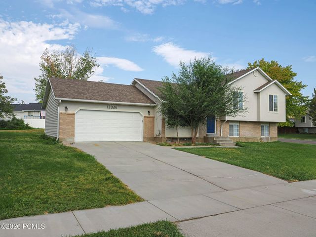 13036 S Quincee Court, Riverton