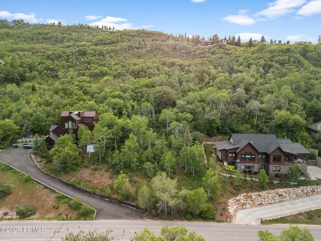 7091 Stagecoach Drive 227, Park City