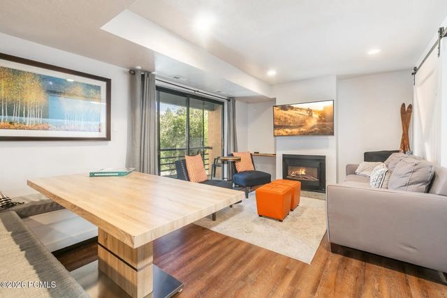 2000 Prospector Avenue  211, Park City