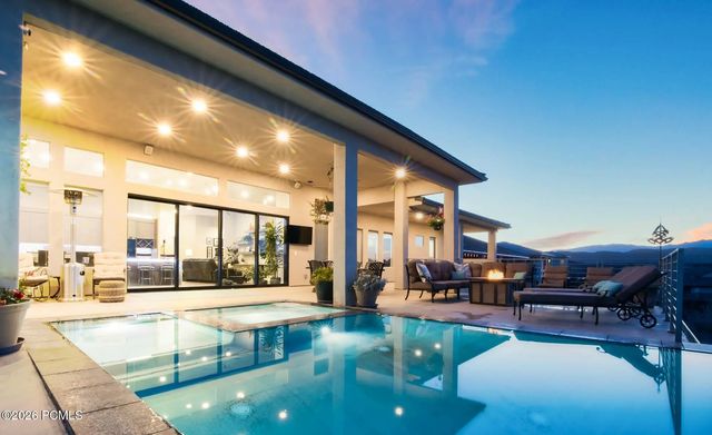728 W Sir Monte Drive, St. George