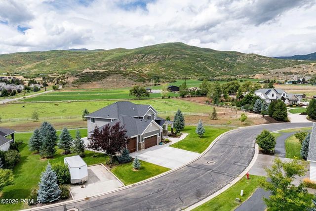 570 W Cascade Meadows Loop, Midway