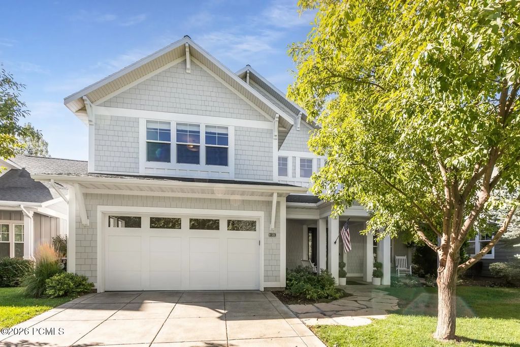 520 Mission Drive, Midway